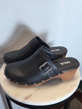 MIA Black Faux Leather Clog Mules with Buckle & Stud Detail Size 8